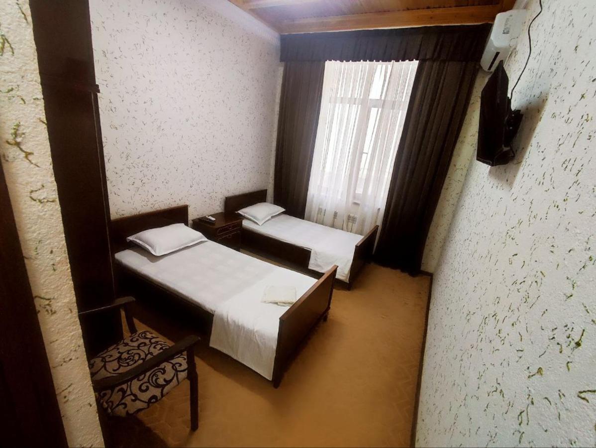 Omar Family Resort บูคารา ภายนอก รูปภาพ